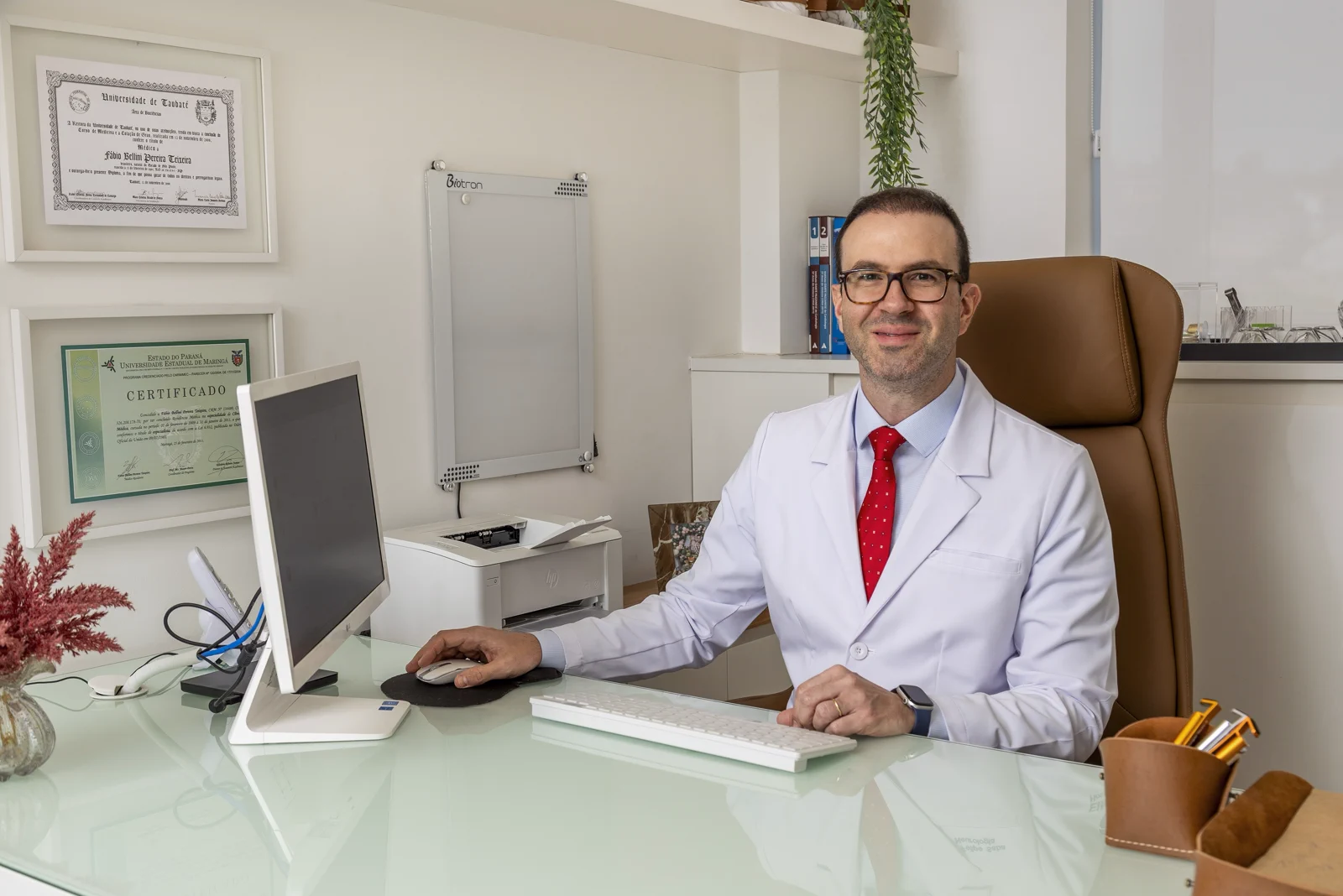 Dr. Felipe Sampaio Saba, neurologista, na Clínica Bellini — foto 5 de 10