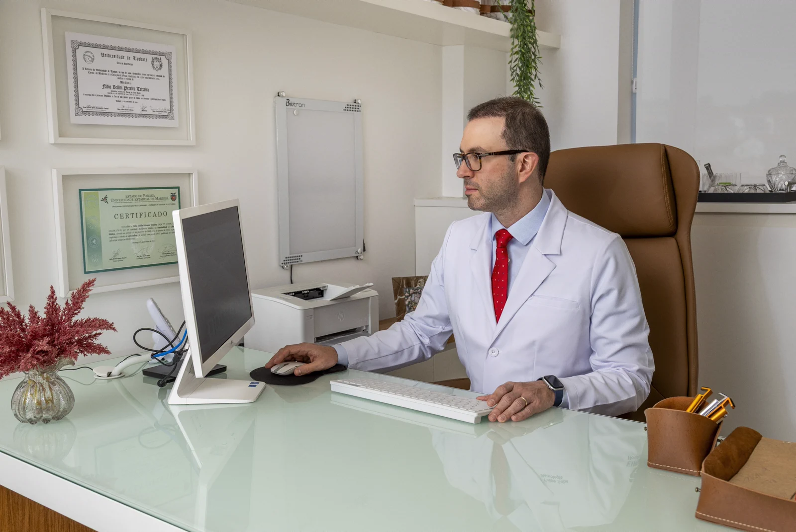 Dr. Felipe Sampaio Saba, neurologista, na Clínica Bellini — foto 6 de 10